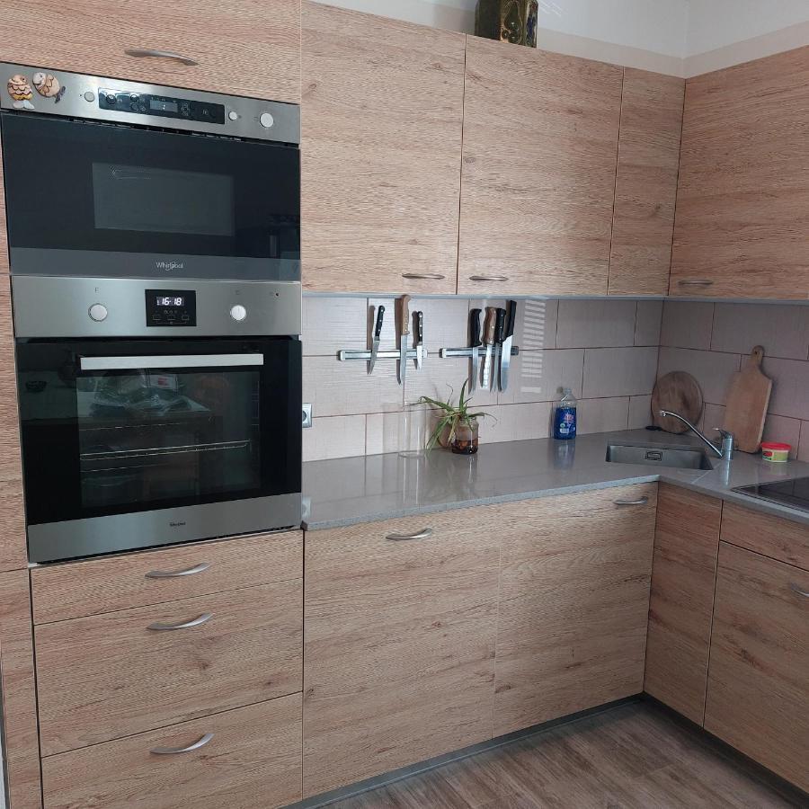 Kreativ Apartment การ์โลวีวารี ภายนอก รูปภาพ